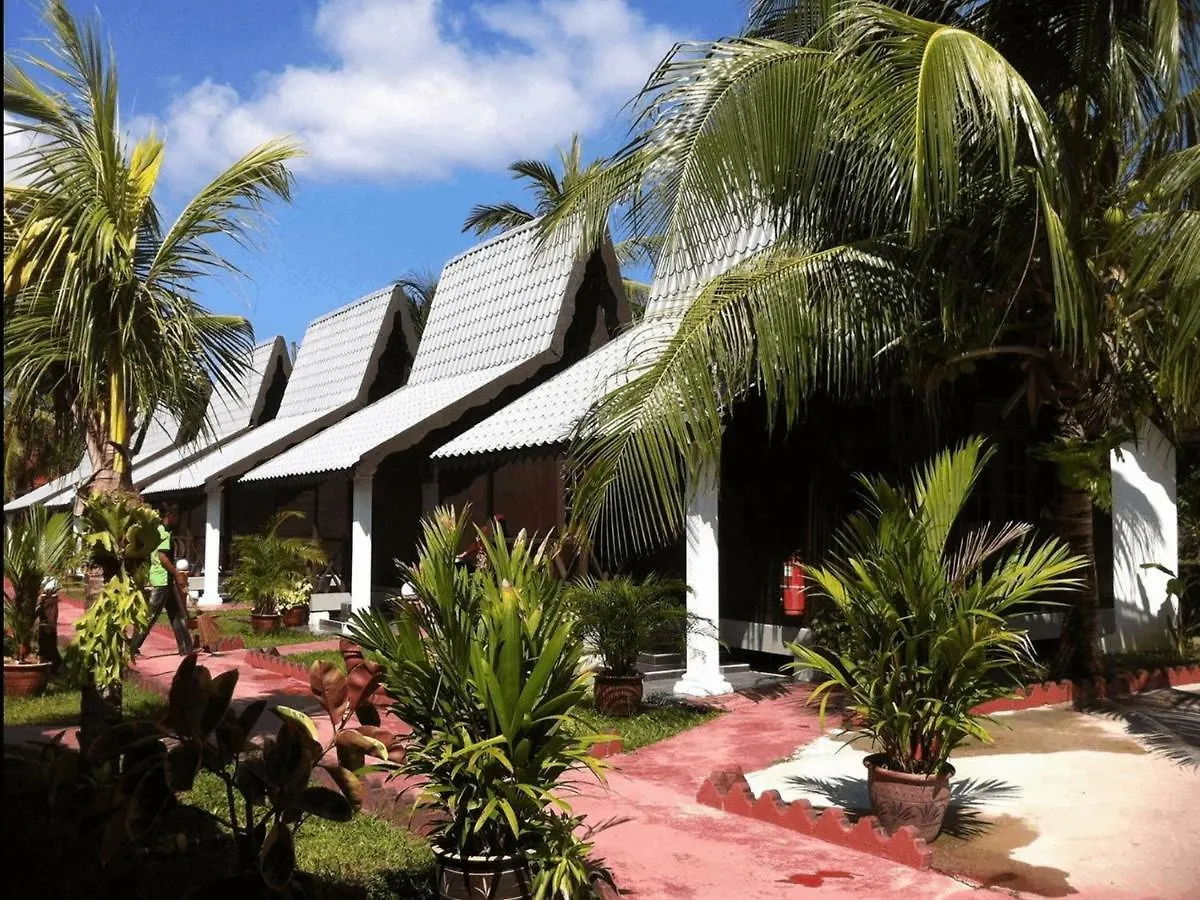 ** Resort Rasa Senang Villa -Islam Guest Only Pantai Cenang  Malezya